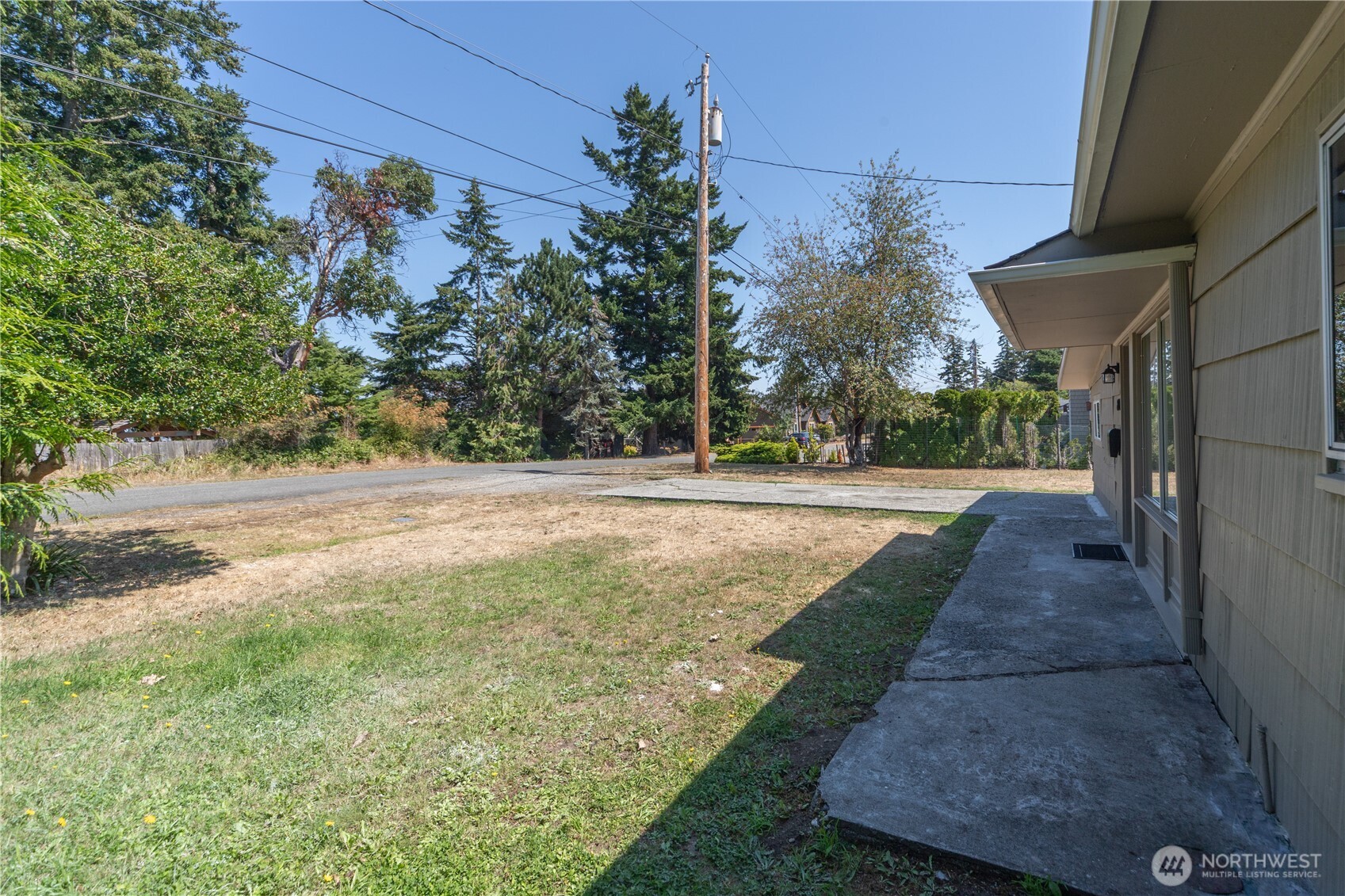 803 T Street Property Photo 4