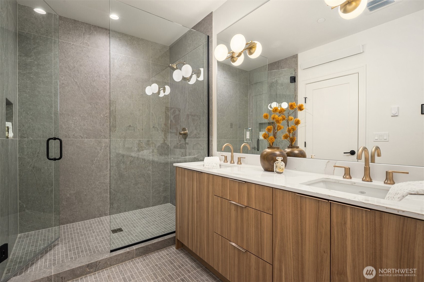 614 5th Avenue C108 Property Photo 16