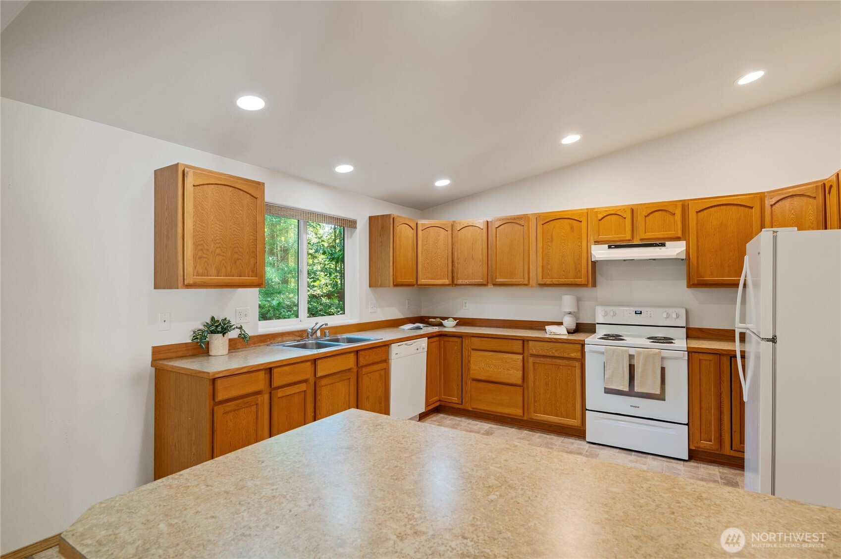 191 E Dalby Road Property Photo 14
