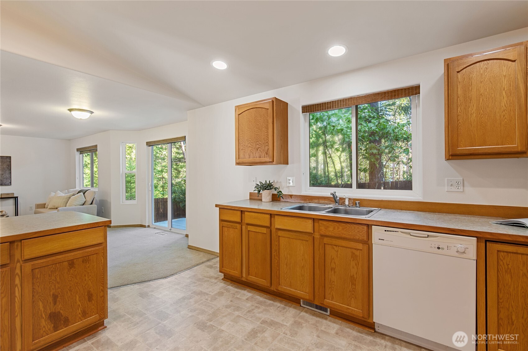191 E Dalby Road Property Photo 16