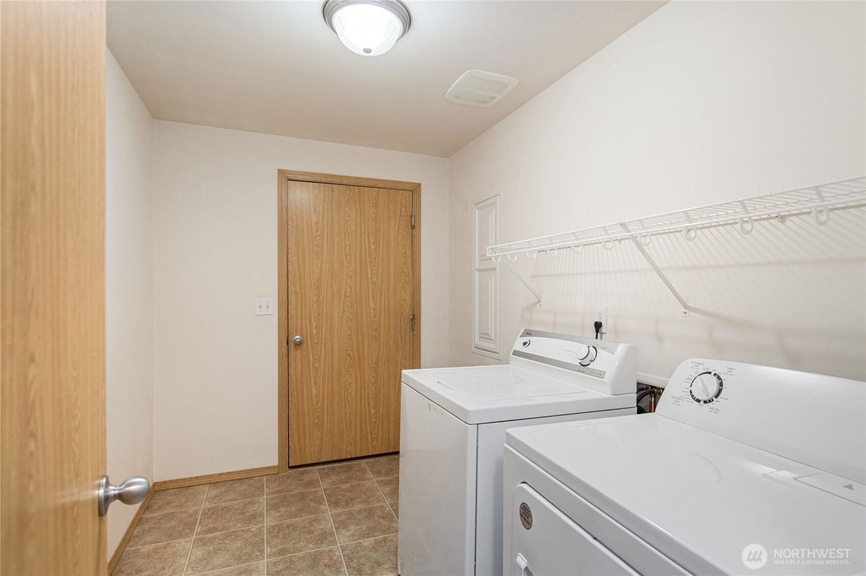 191 E Dalby Road Property Photo 18