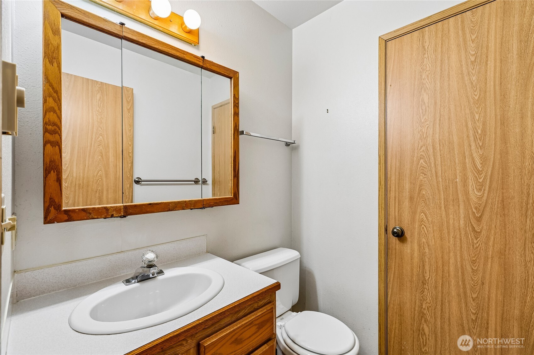 2110 Highland Avenue C Property Photo 4