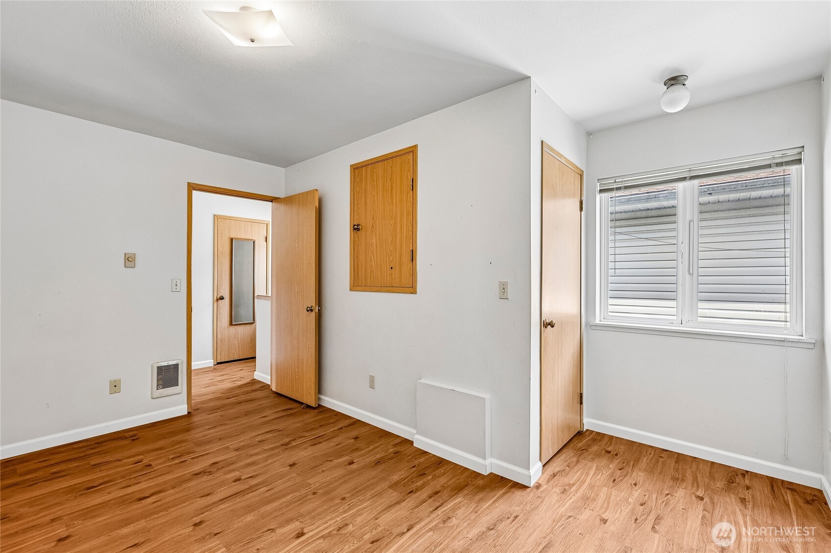2110 Highland Avenue C Property Photo 21