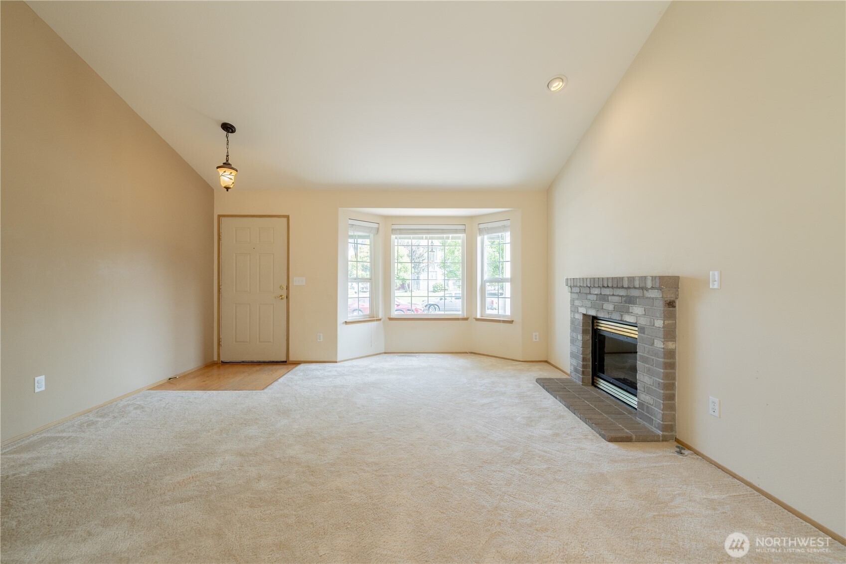 11204 172nd Street Property Photo 5