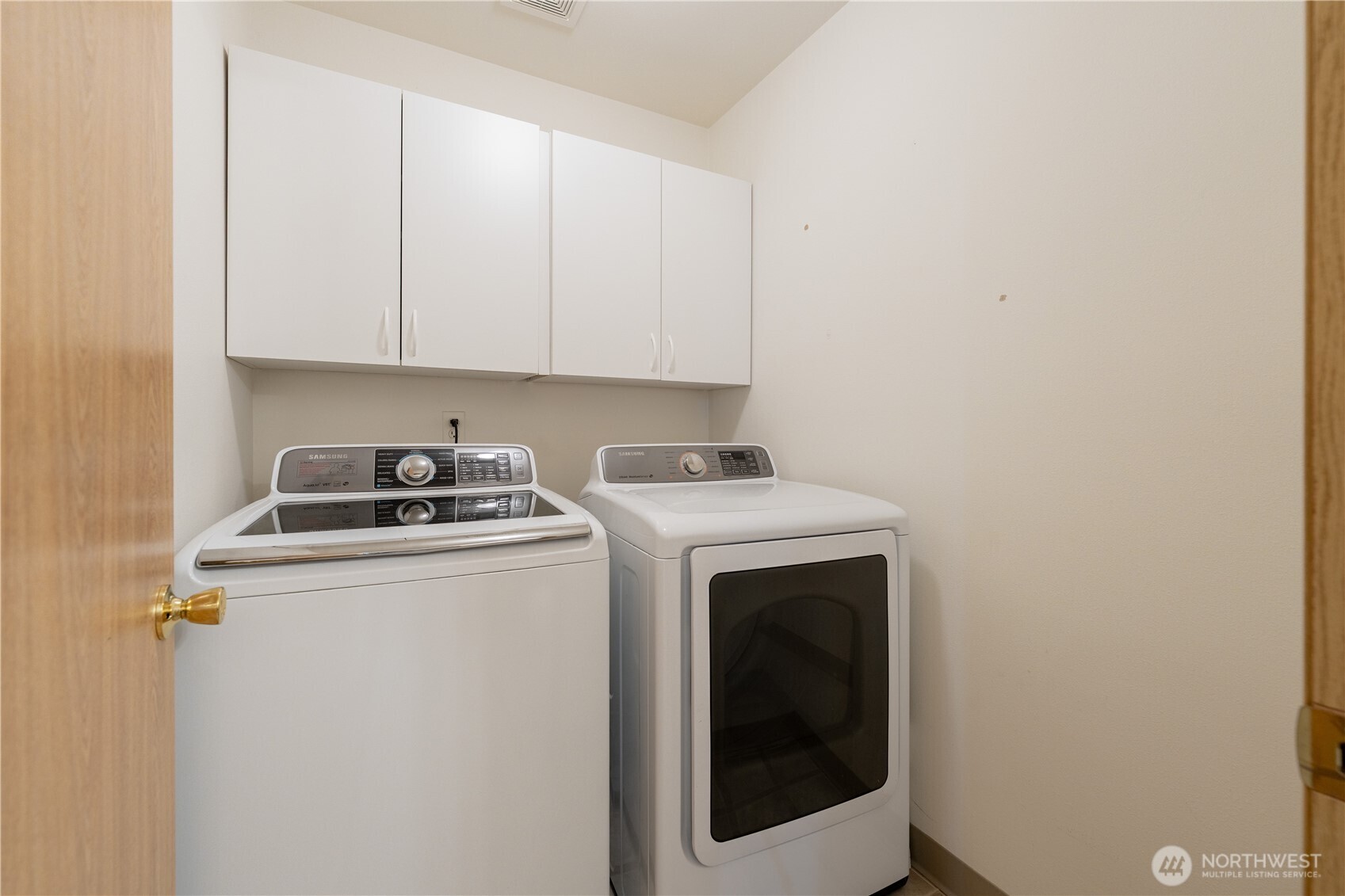 11204 172nd Street Property Photo 9