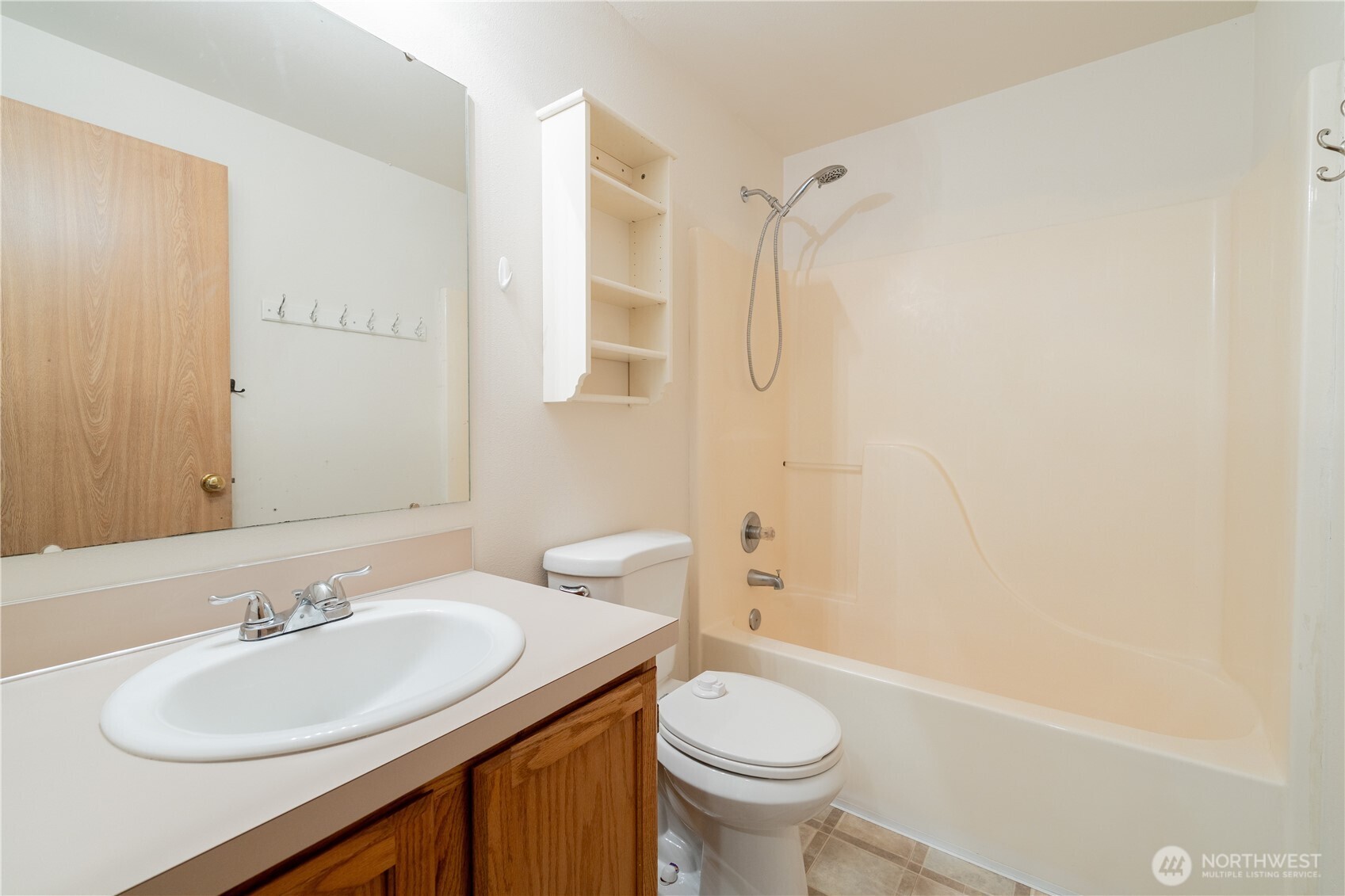 11204 172nd Street Property Photo 16