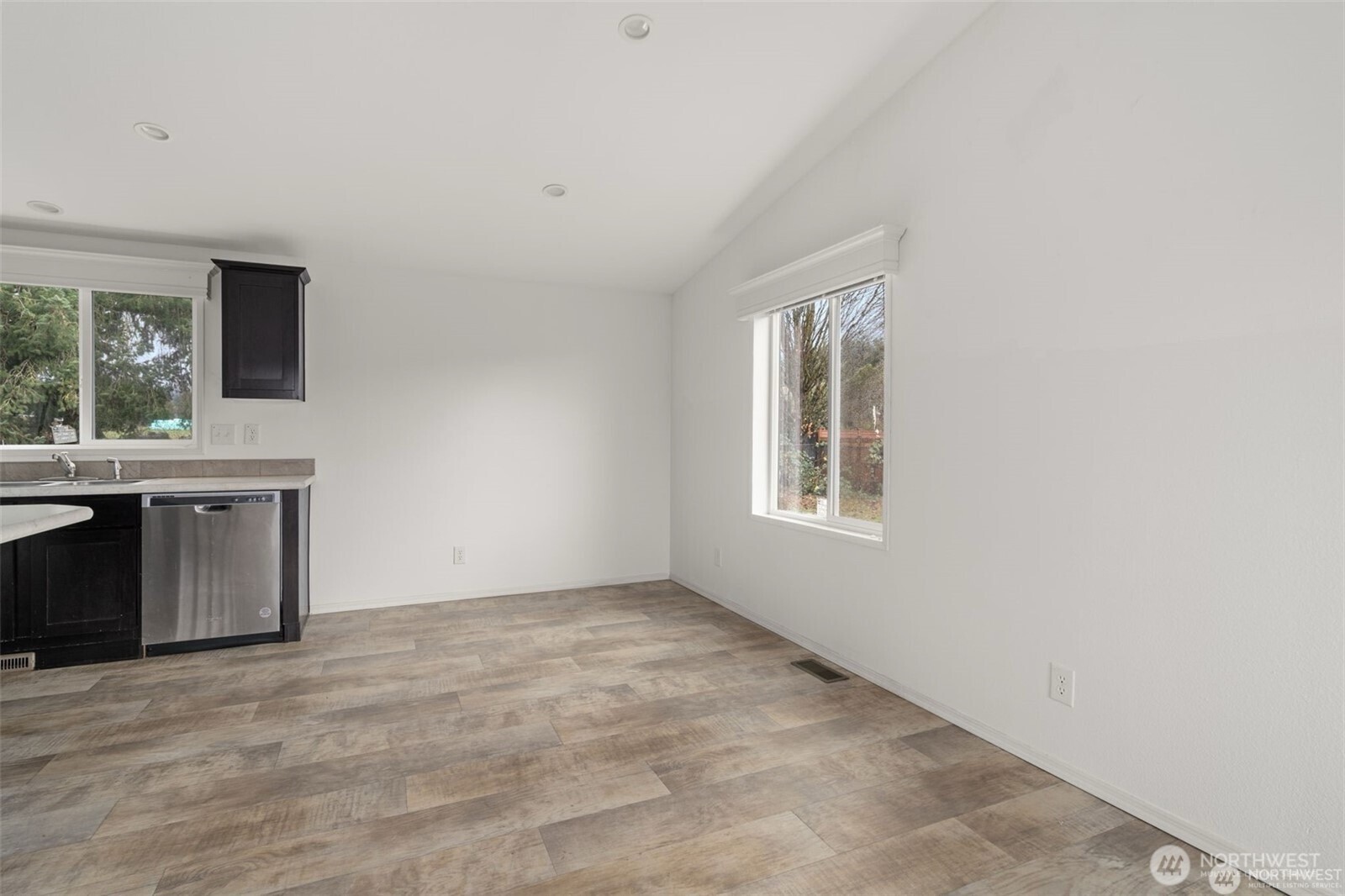 204 Mossyrock Road Property Photo 8