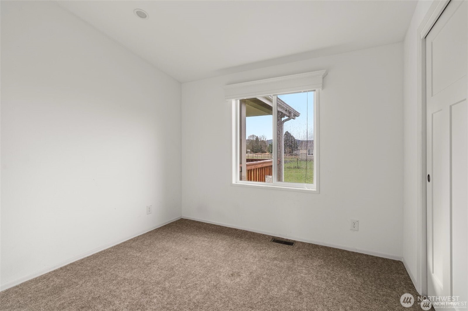 204 Mossyrock Road Property Photo 14