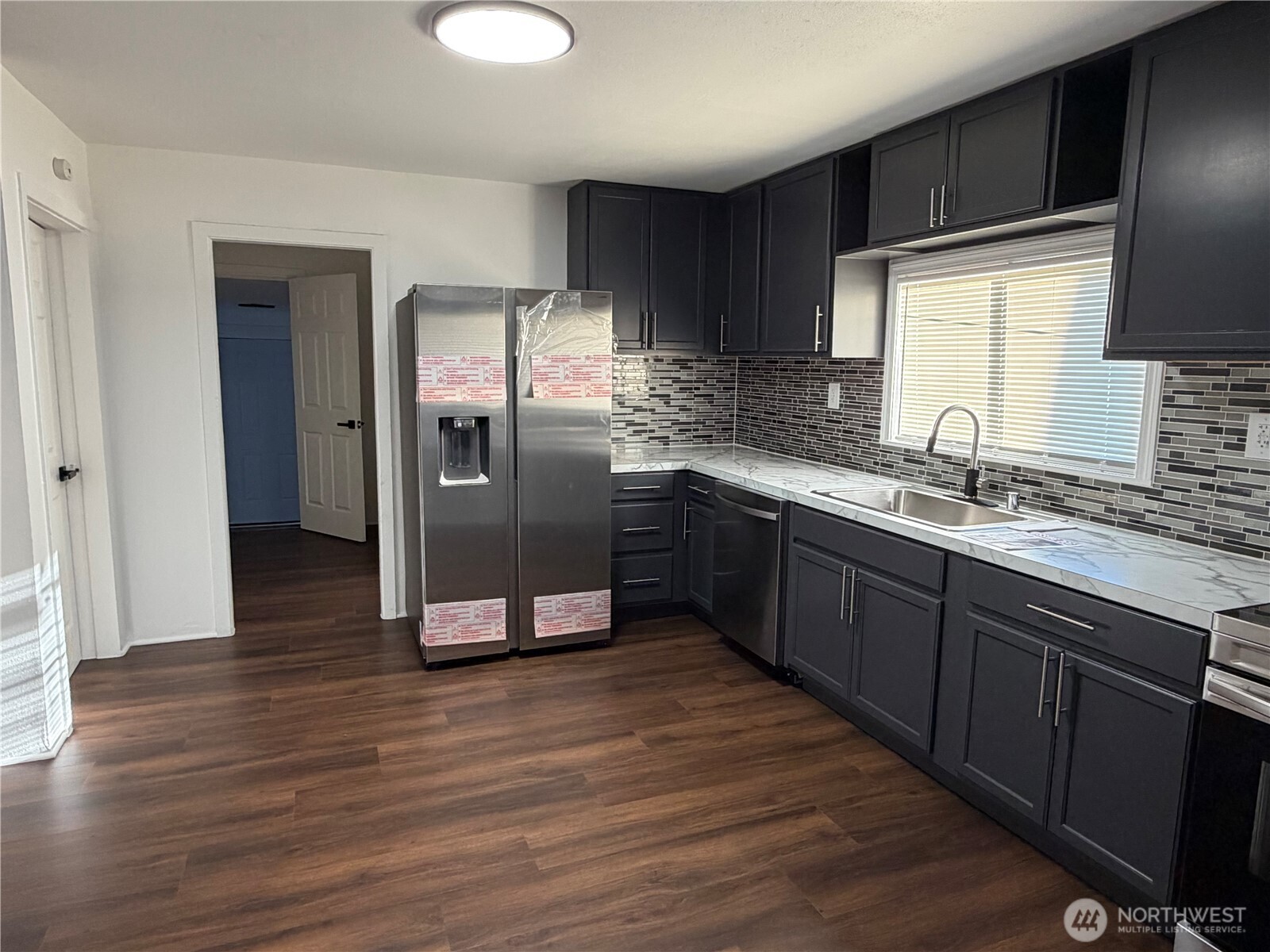 816 Perry Avenue Property Photo 8
