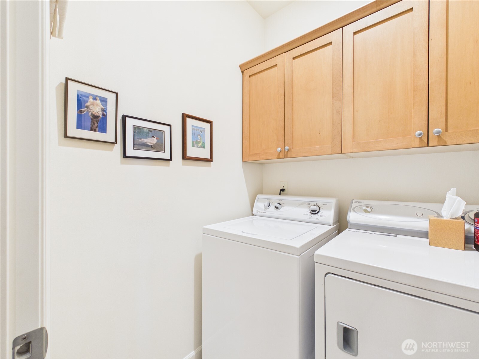 1494 Eastmont Avenue 22 Property Photo 17