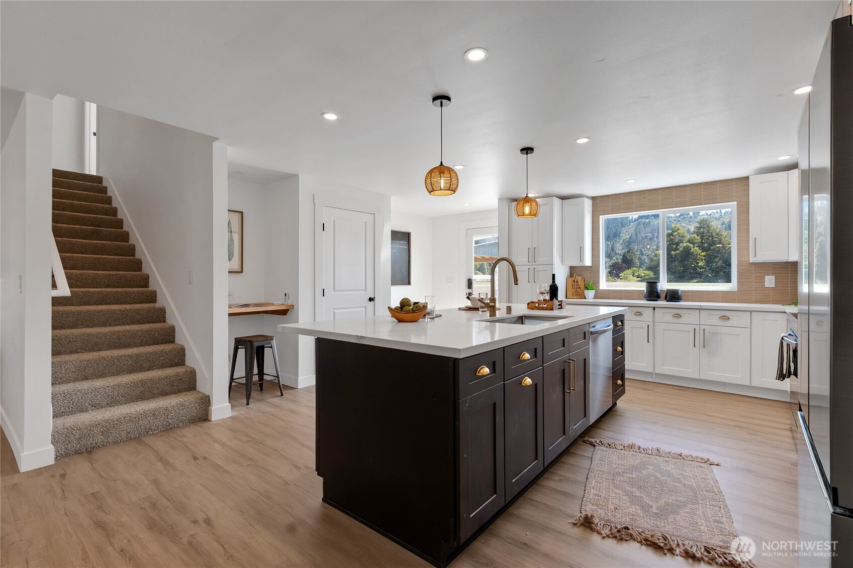 16221 75th Street Property Photo 9