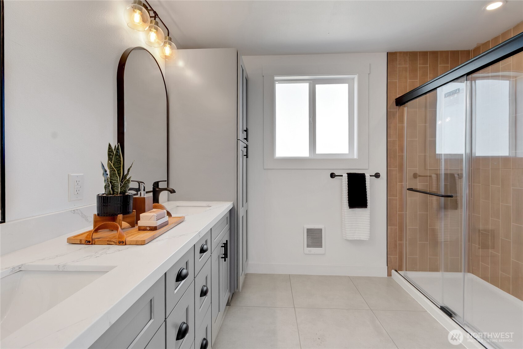 16221 75th Street Property Photo 14