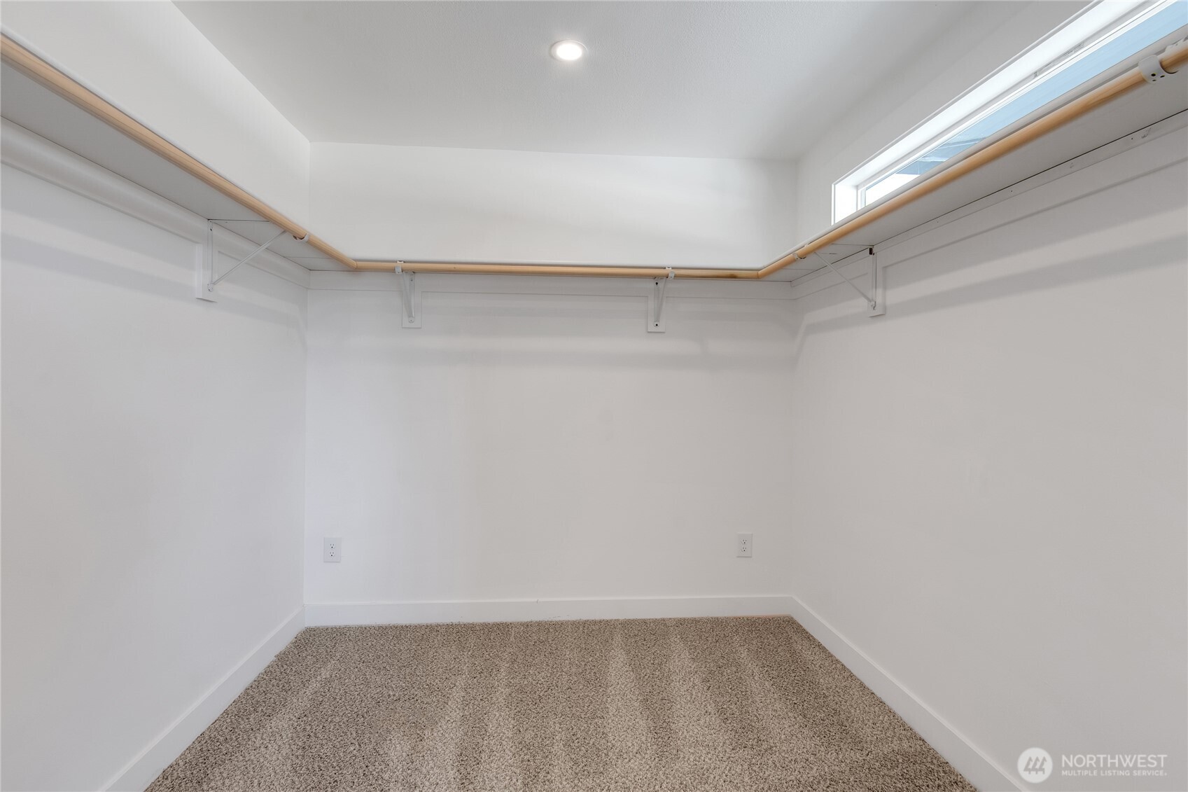 16221 75th Street Property Photo 18