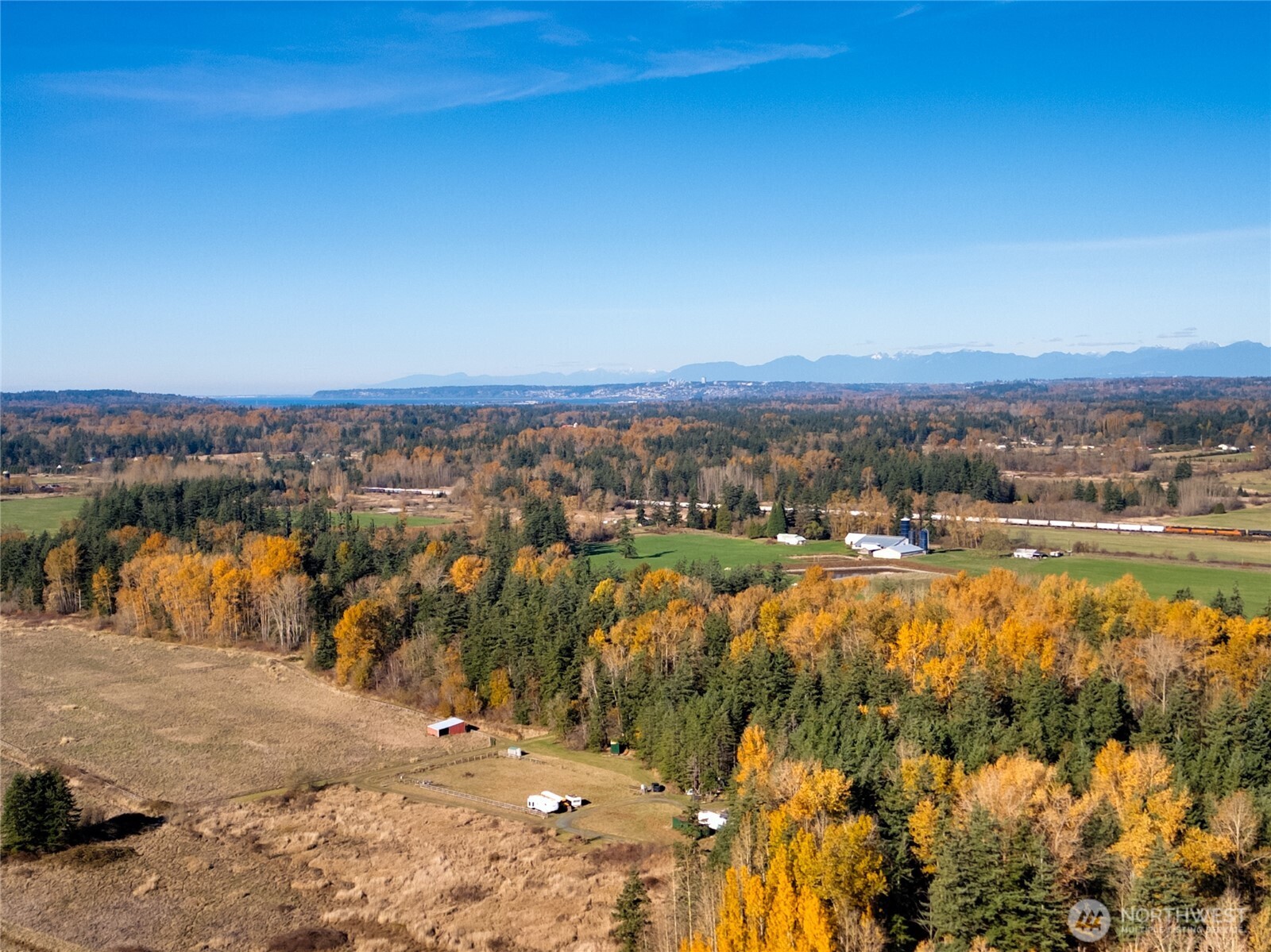 7475 Valley View Road Property Photo 7