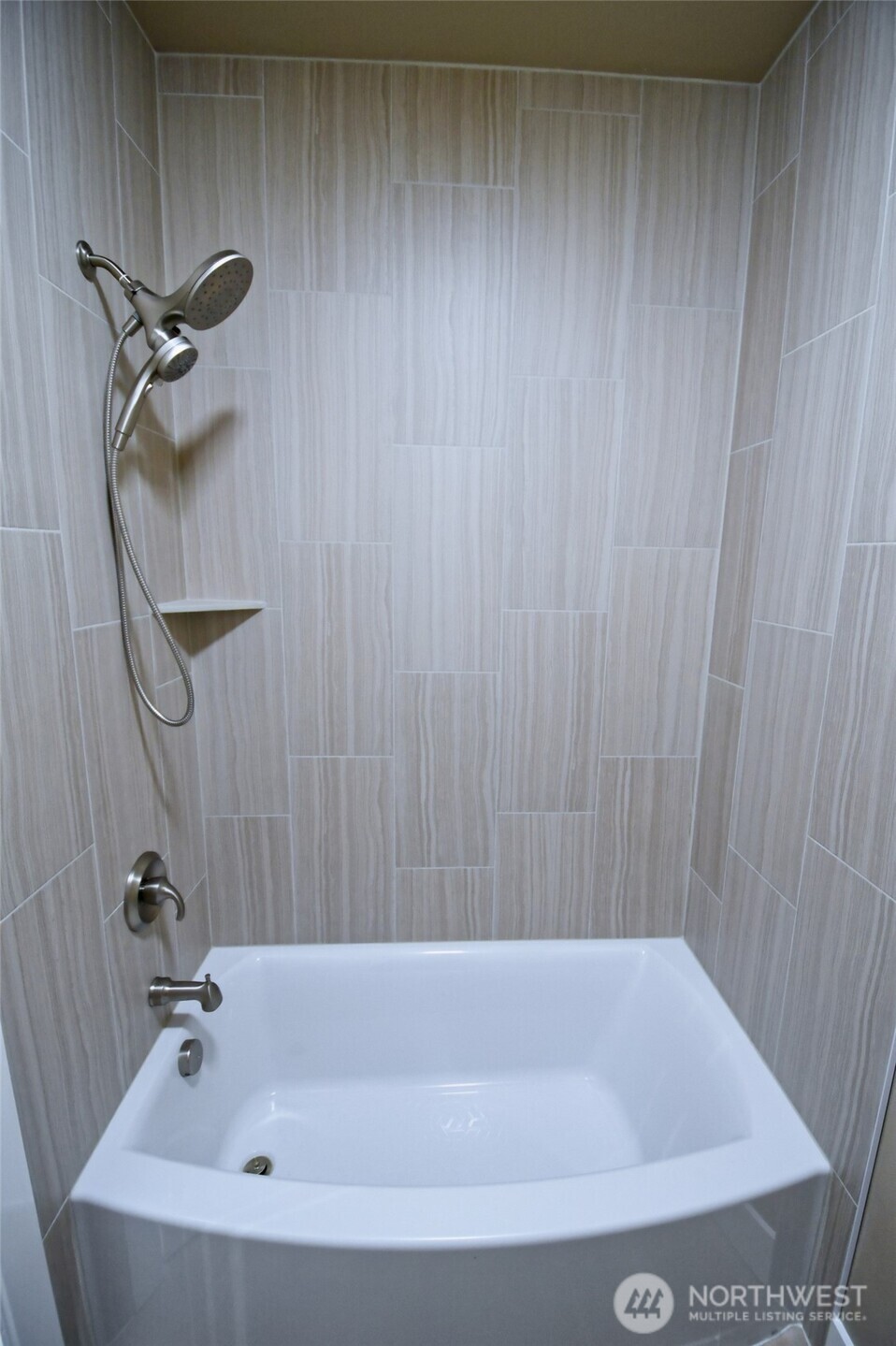 109 Wren Loop Property Photo 31
