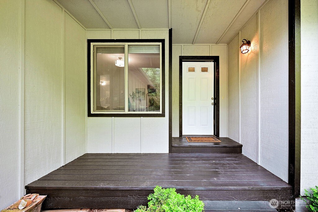 52 Penny Lane Property Photo 7