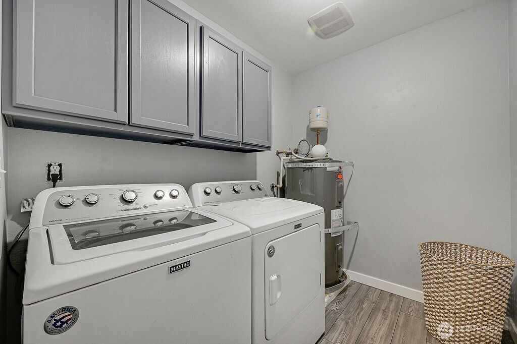 52 Penny Lane Property Photo 23
