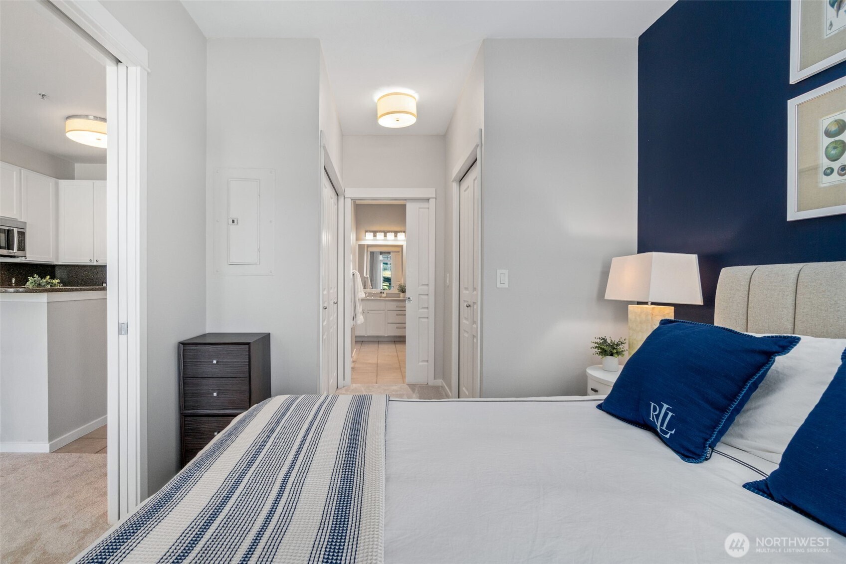 2000 Alaskan Way 543 Property Photo 20