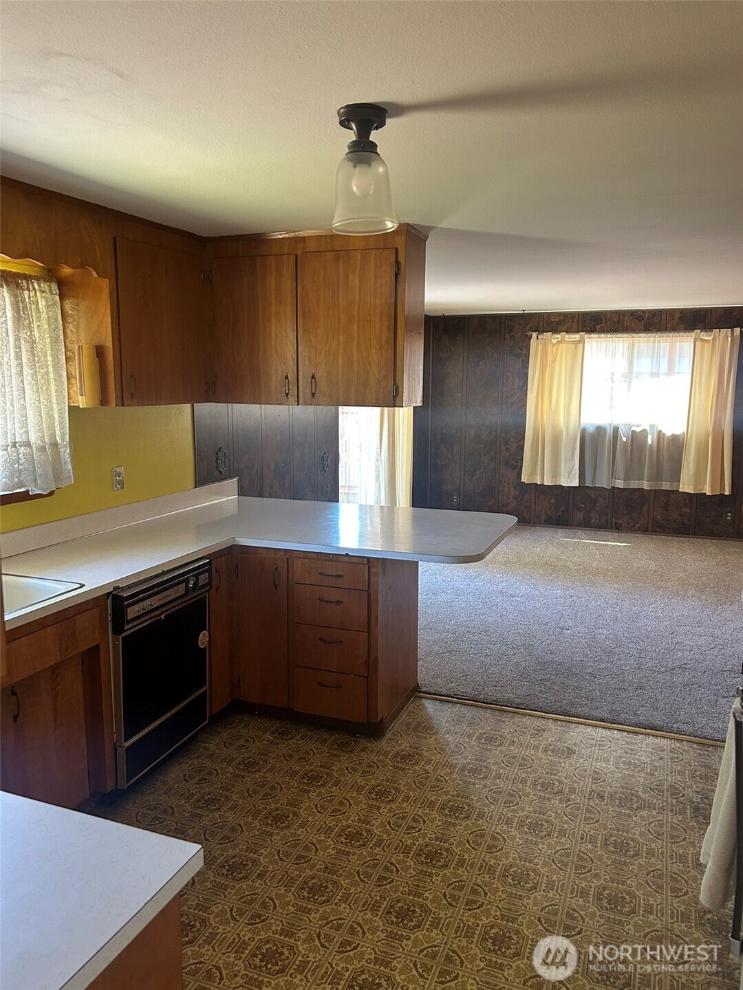 14428 31st Avenue Property Photo 6