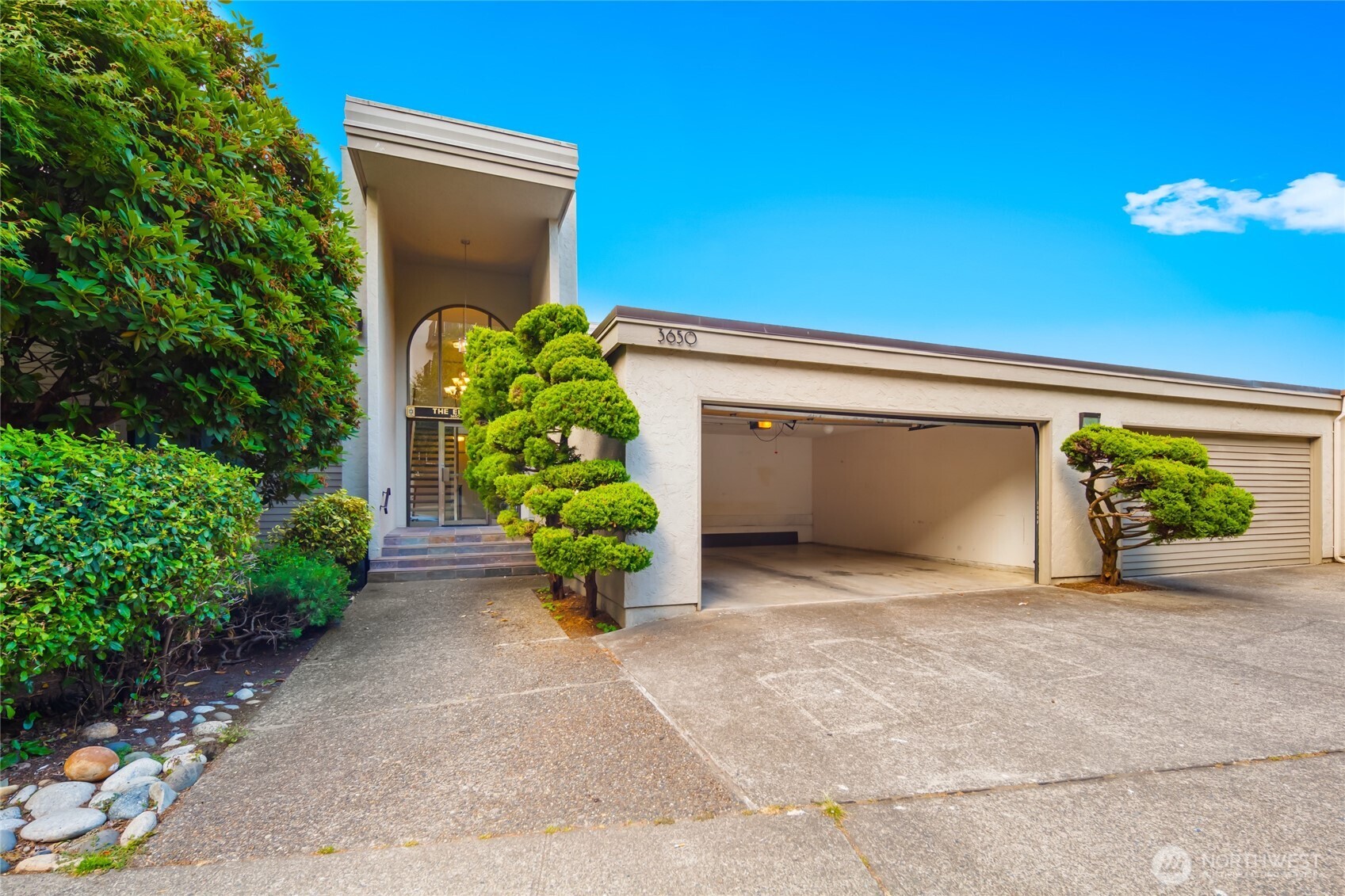 3650 26th Place 402a Property Photo 2
