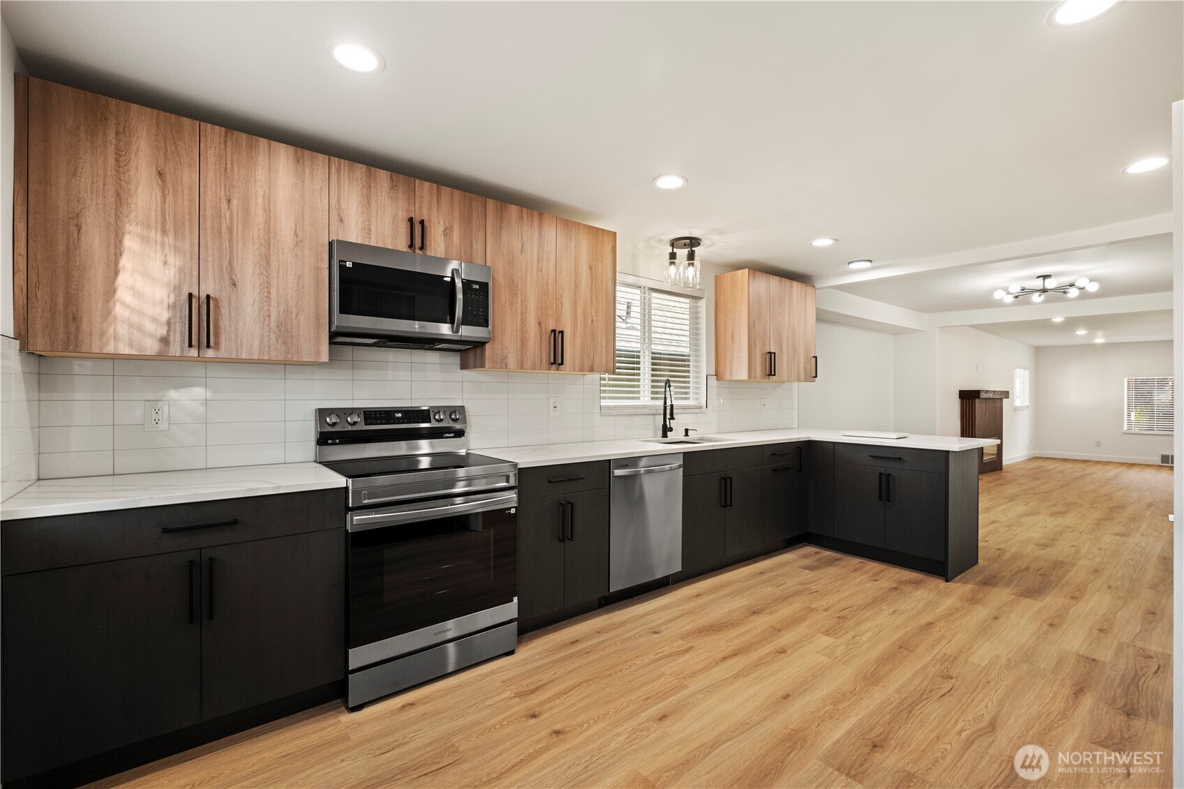 869 S 40th Street Property Photo 10