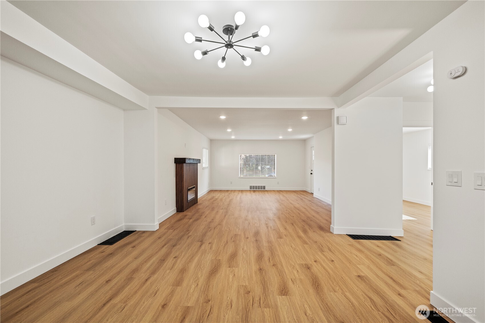 869 S 40th Street Property Photo 19