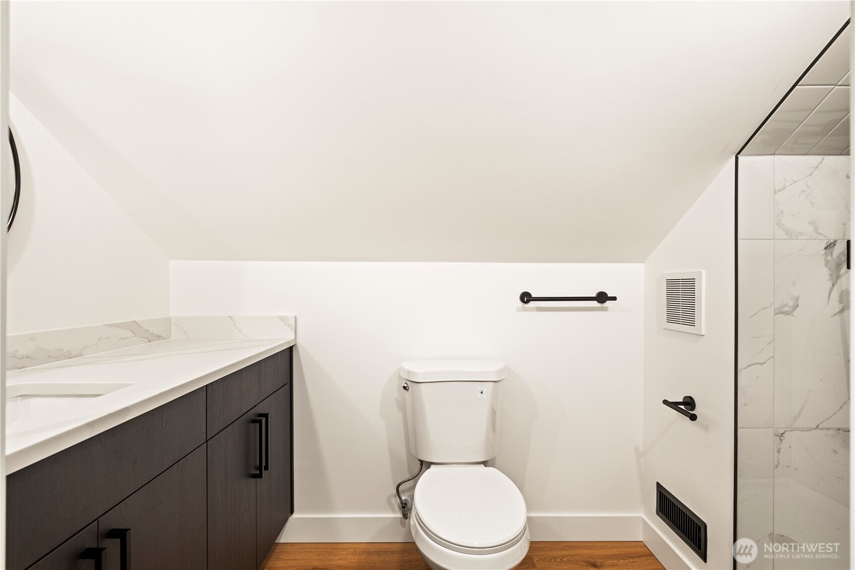 869 S 40th Street Property Photo 23