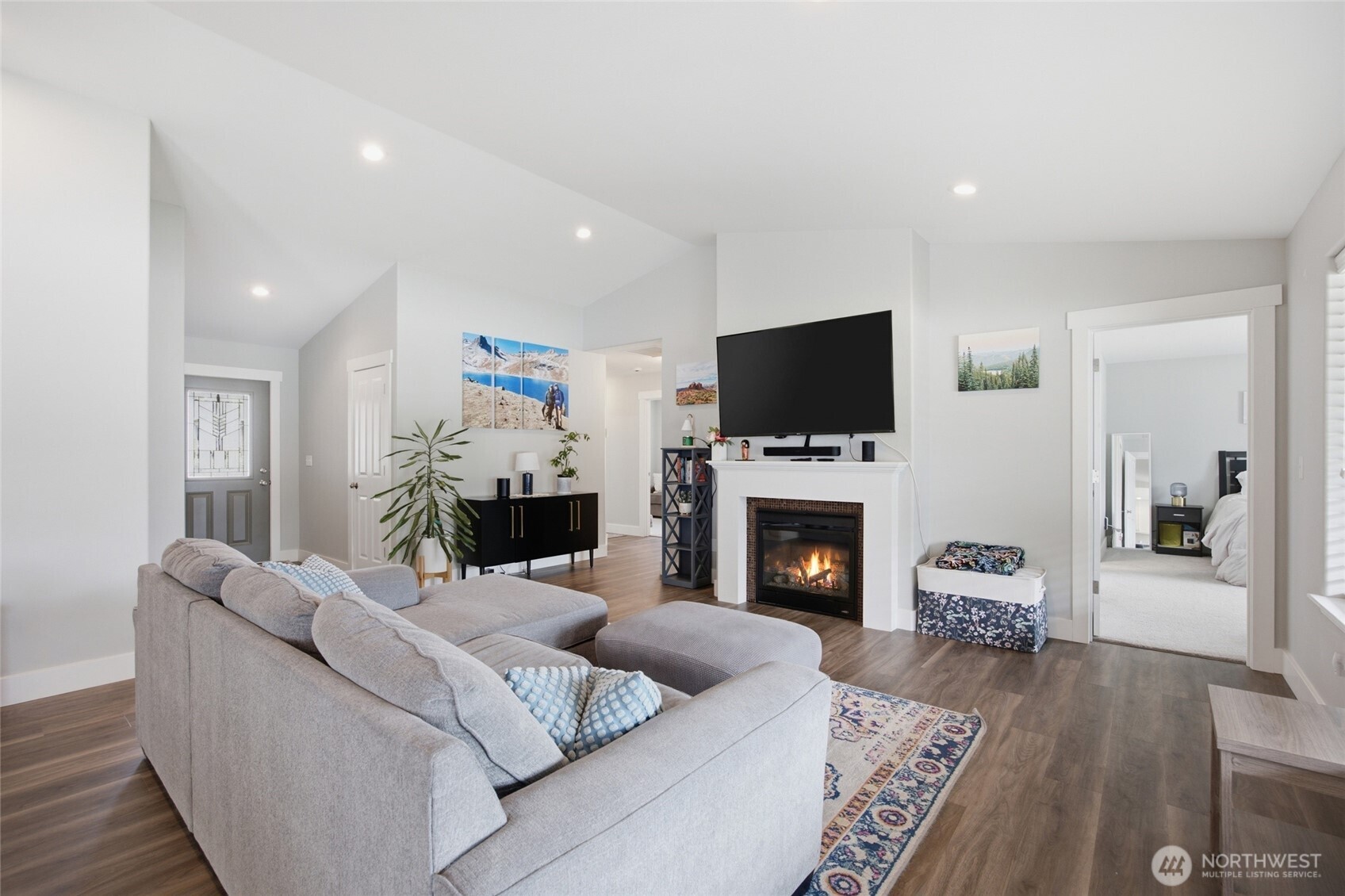 1720 Soden Street Property Photo 8