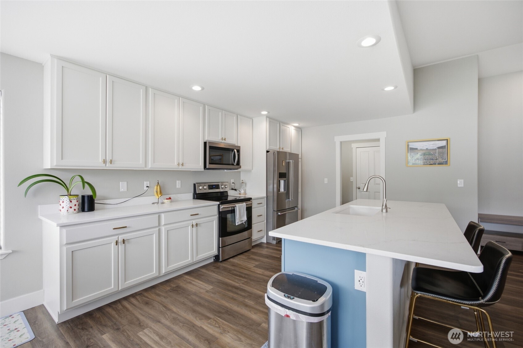1720 Soden Street Property Photo 11