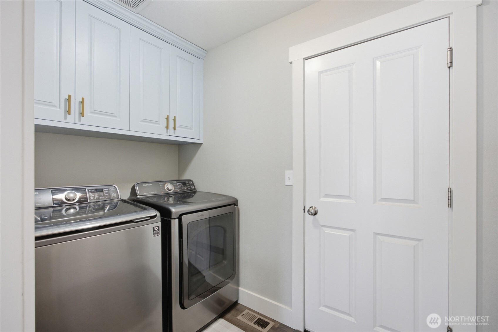 1720 Soden Street Property Photo 15