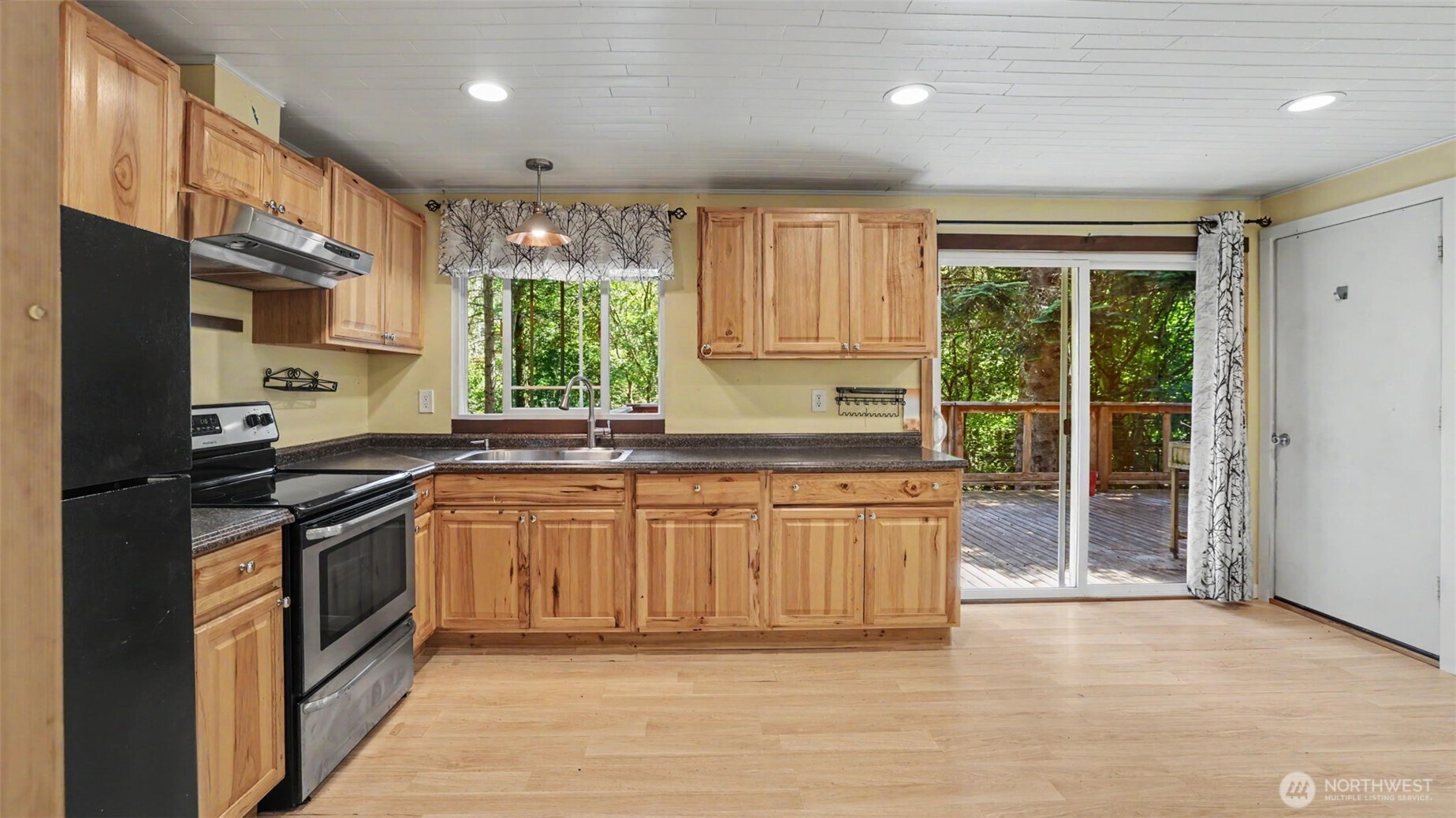 17140 424th Avenue Property Photo 10