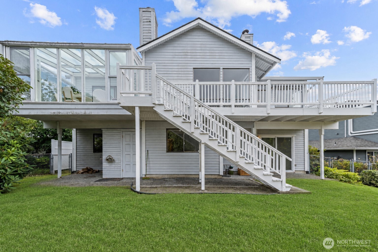 543 Hemlock Way Property Photo 35