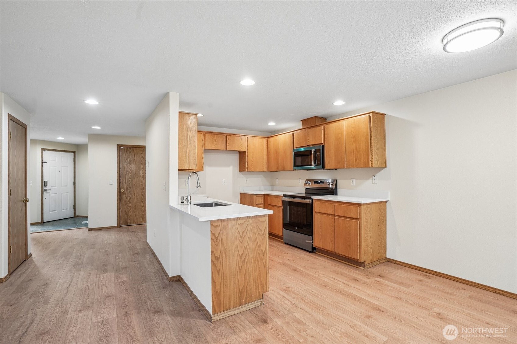 2217 Ne 137th Court Property Photo 9