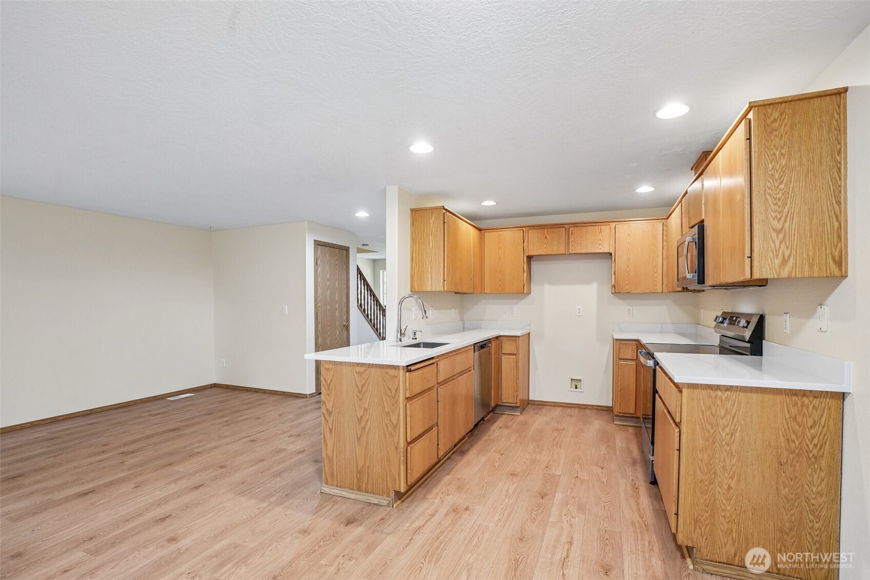 2217 Ne 137th Court Property Photo 10
