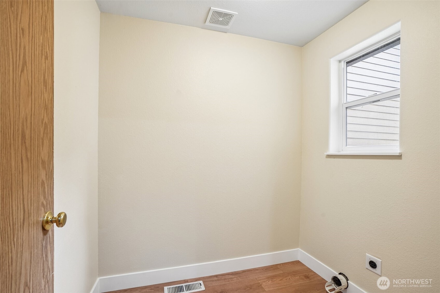 2217 Ne 137th Court Property Photo 23