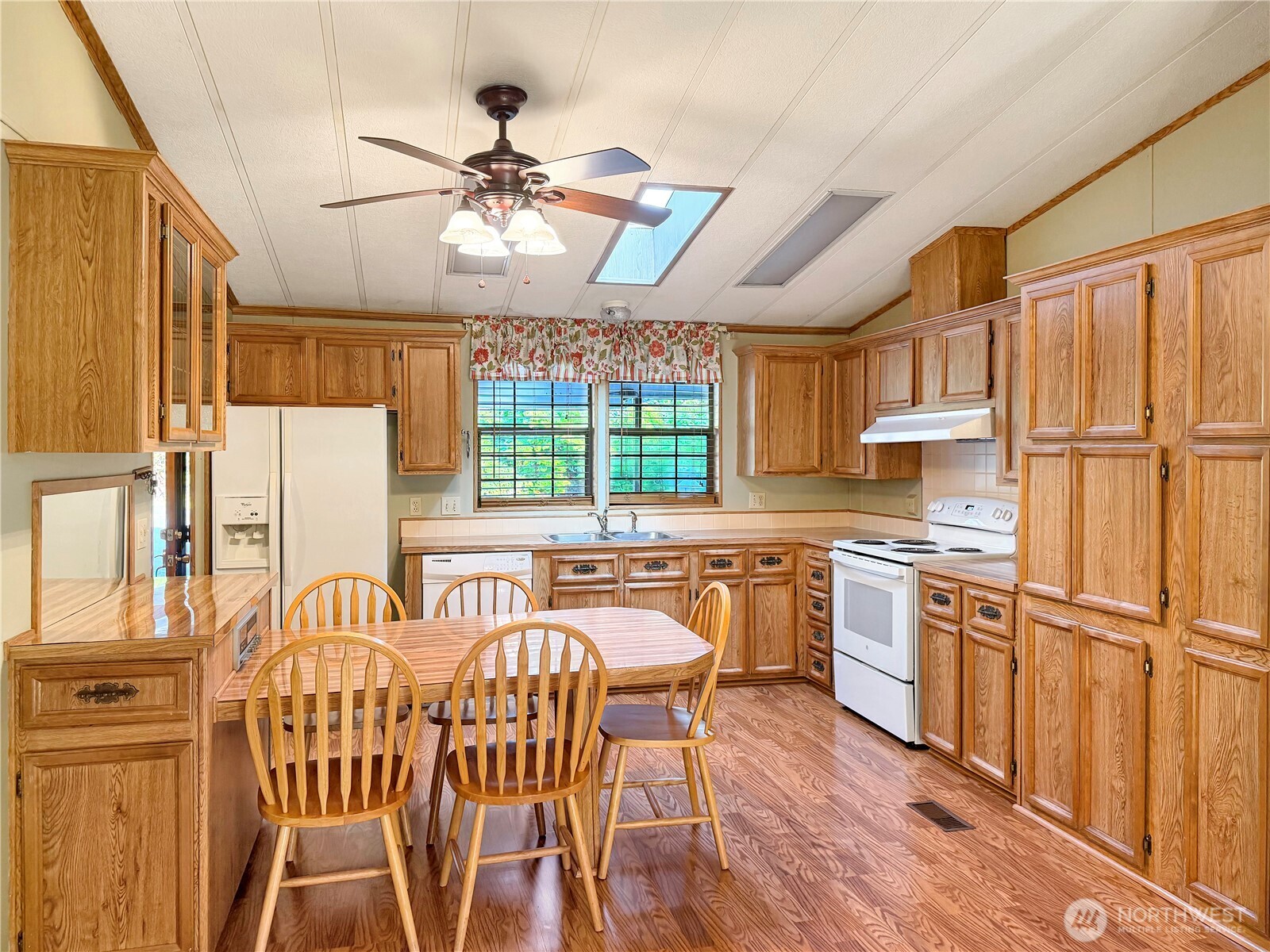2500 S 370th Street 163 Property Photo 12