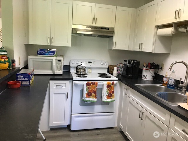 9470 Silver Creek Lane 44 Property Photo 14