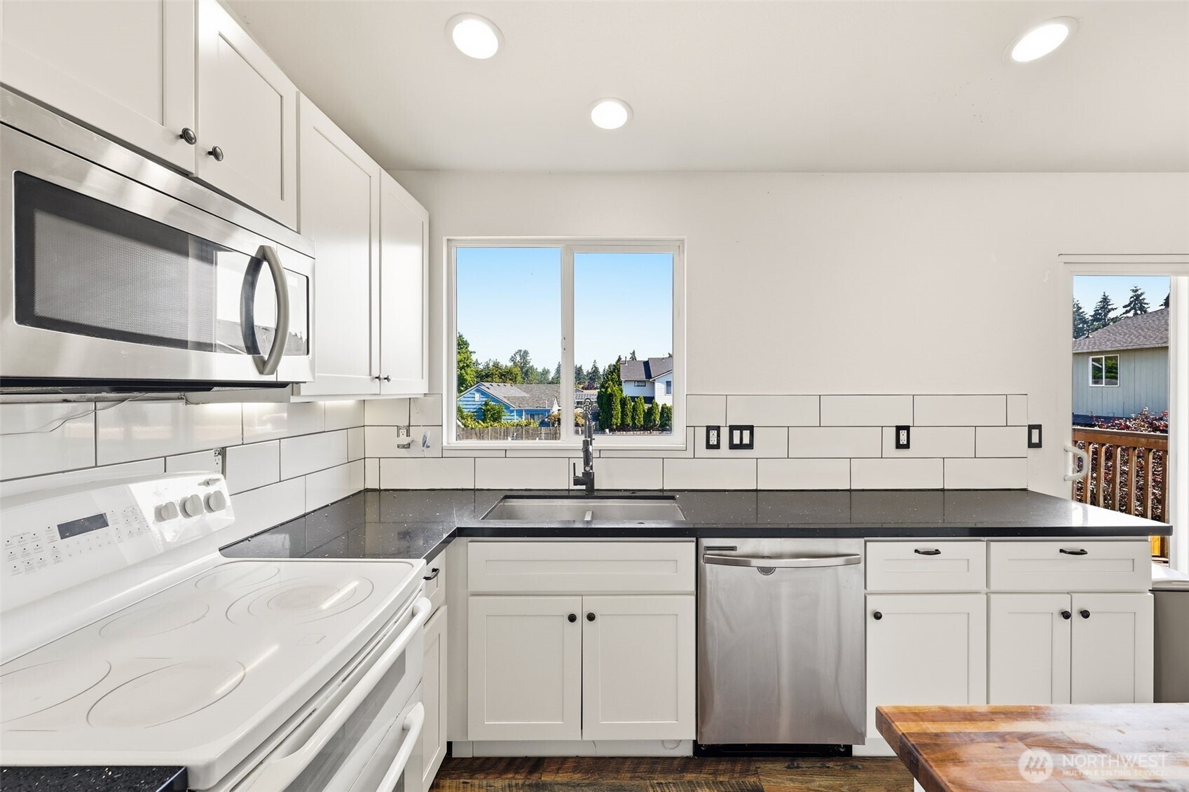 1119 127th Street Property Photo 7