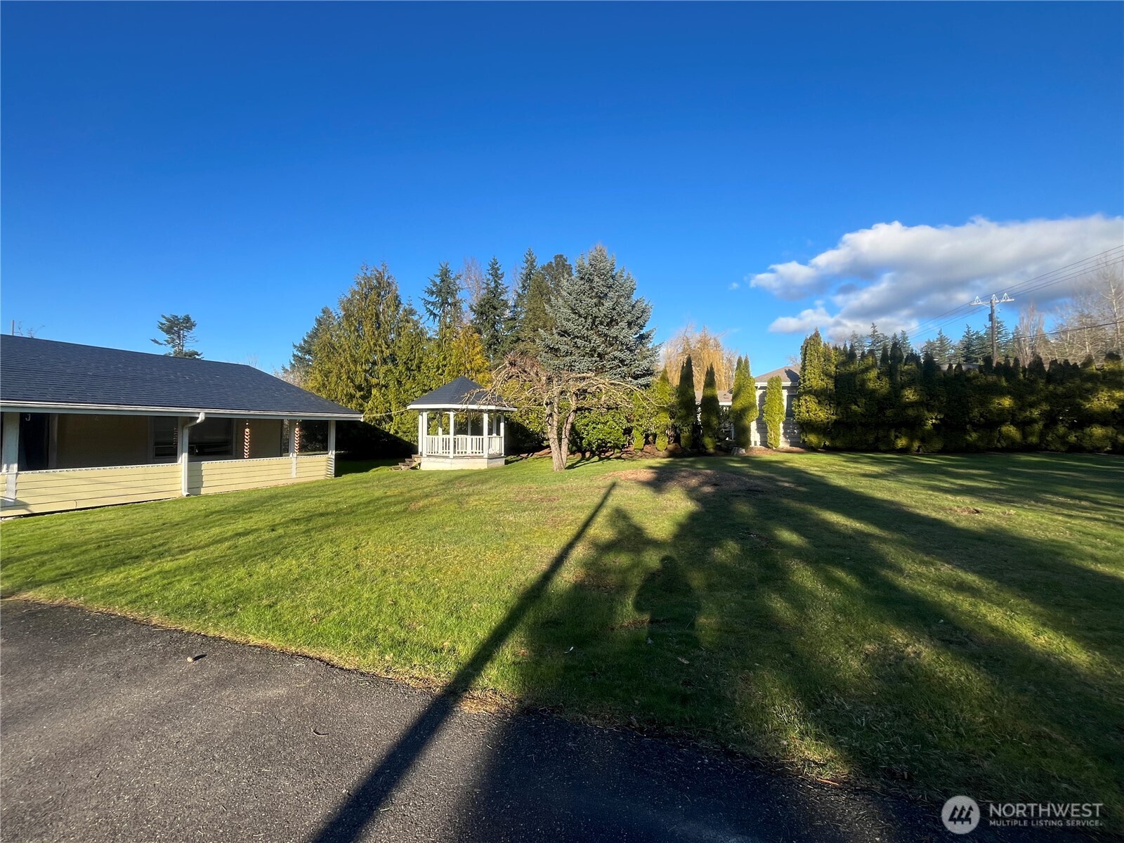2501 E Sunset Drive Property Photo 9