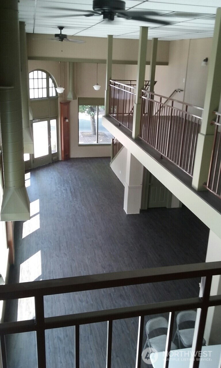 402 N Tower Avenue Property Photo 6