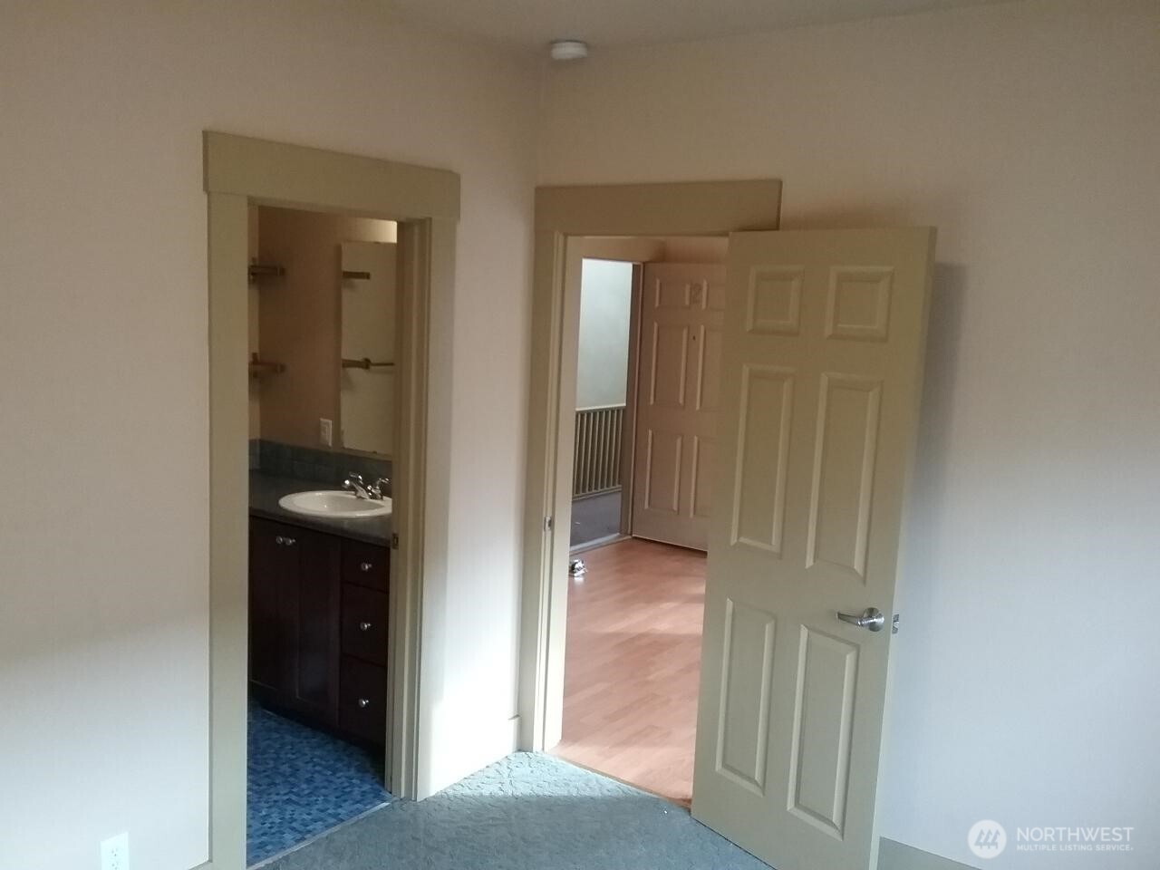 402 N Tower Avenue Property Photo 12