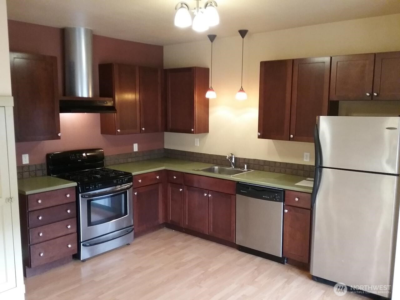 402 N Tower Avenue Property Photo 14