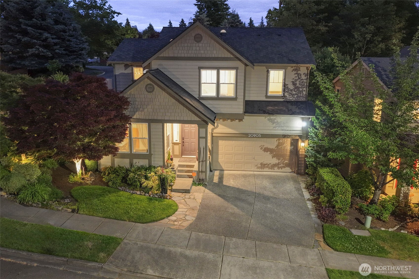20905 12th Avenue Property Photo 1