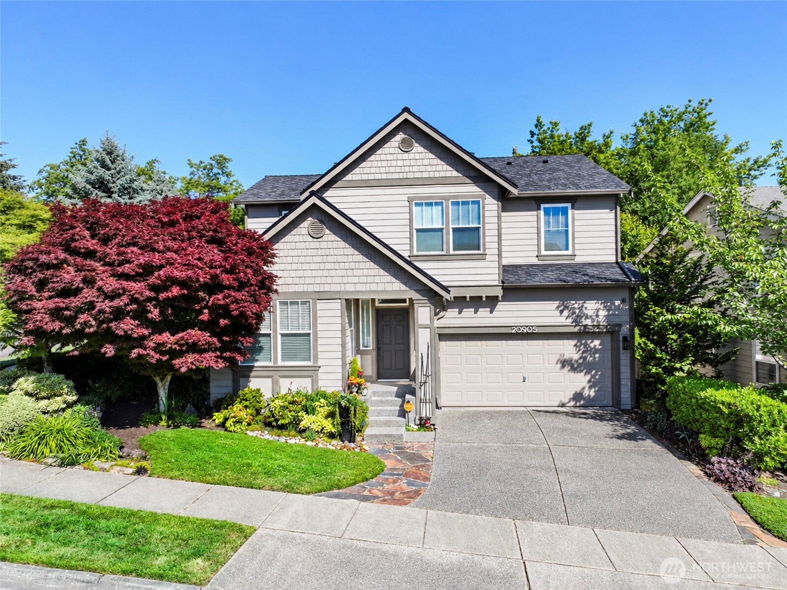 20905 12th Avenue Property Photo 1