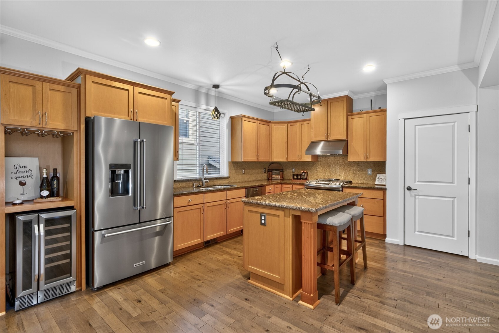 20905 12th Avenue Property Photo 8