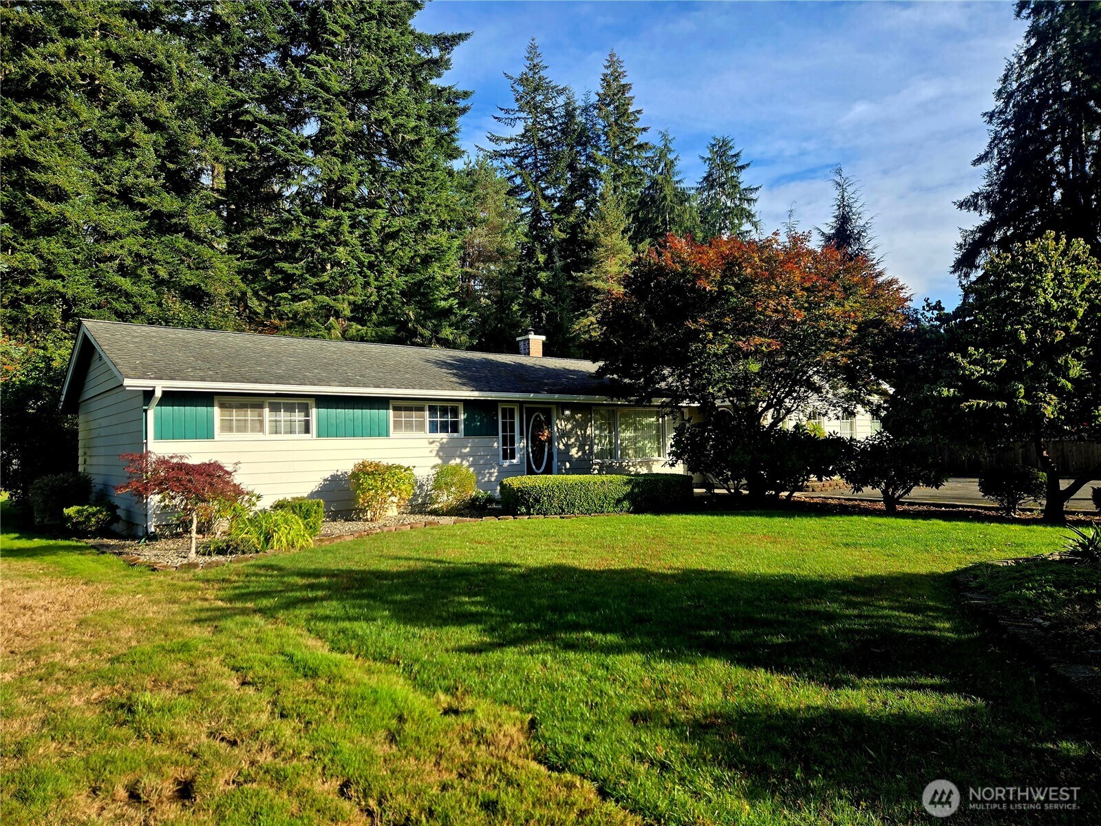 371 Se Evergreen Loop Property Photo 16