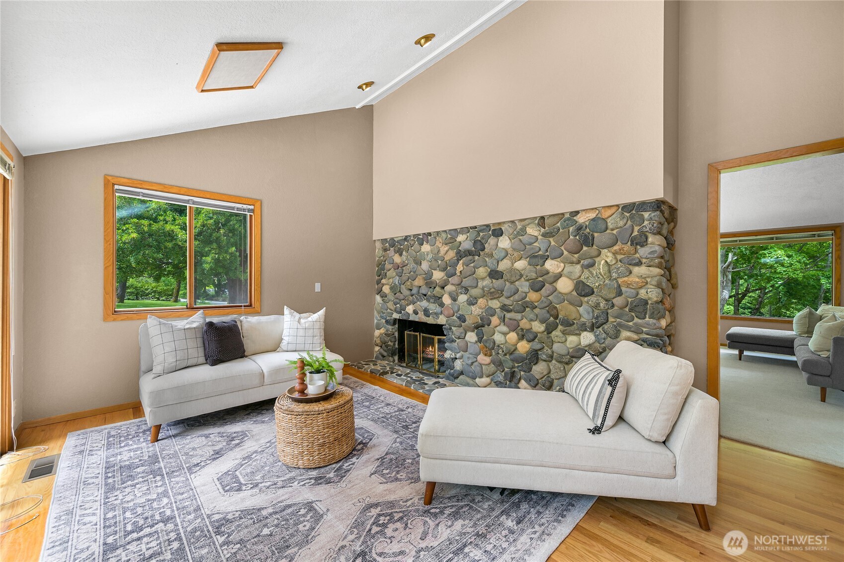 208 Hawthorn Road Property Photo 19