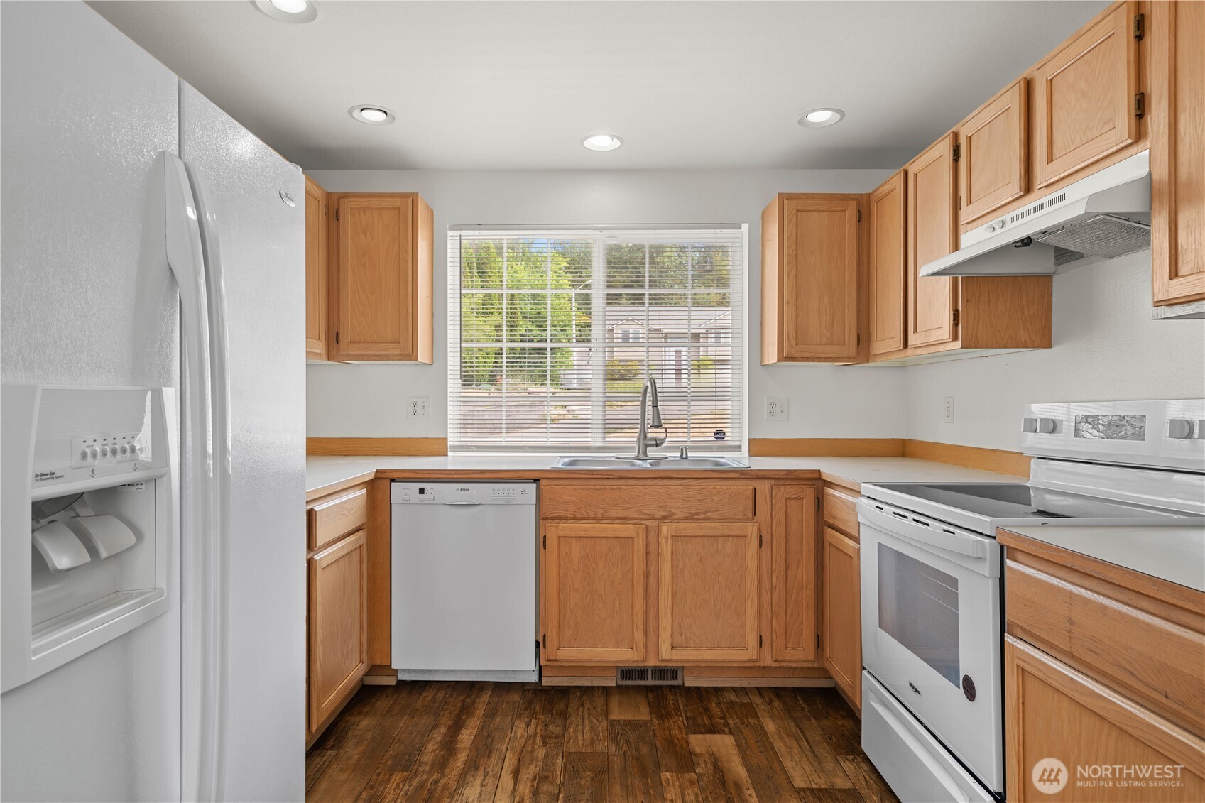 13716 21st Avenue Property Photo 10