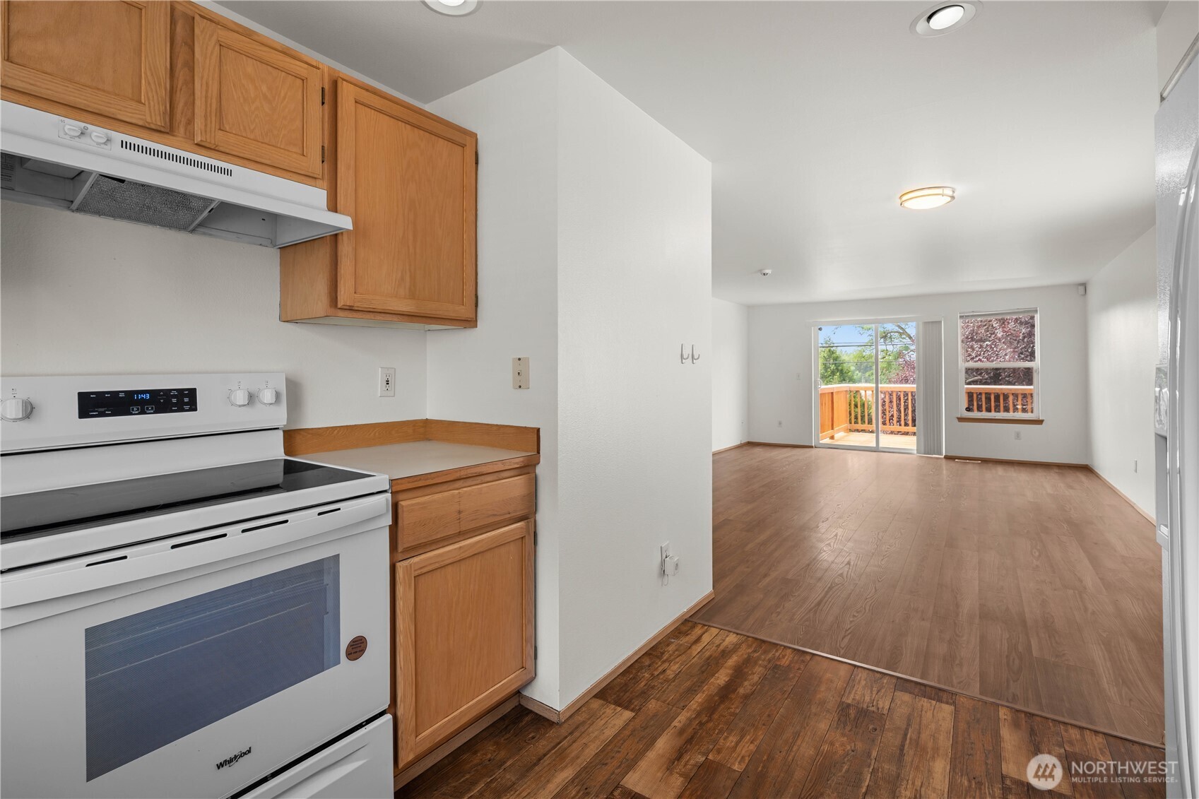 13716 21st Avenue Property Photo 11