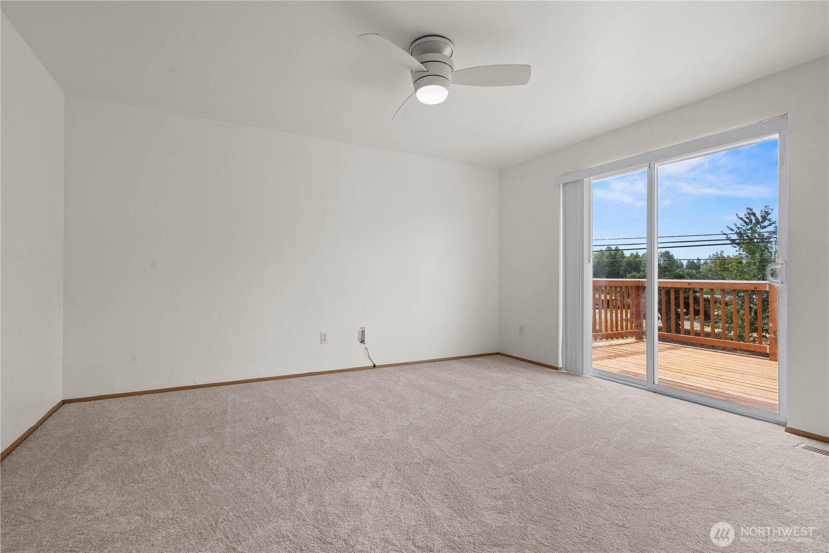 13716 21st Avenue Property Photo 16